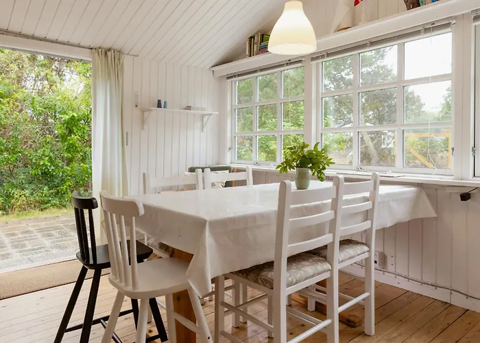 Semesterbostad Child-friendly Paradise For Play And Family Life Gudmindrup